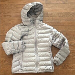 Columbia Women's Light Gray Puffer Jacket down filled lightweight size S Small